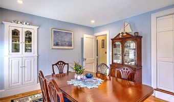 119 Alfred Drowne Rd, Barrington, RI 02806