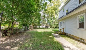 15 Kent Pl, Cranston, RI 02905