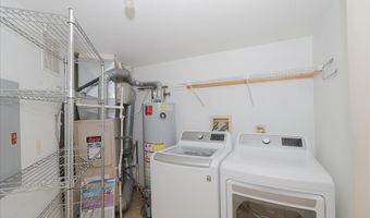 1611 W Partridge Ct 8, Arlington Heights, IL 60004