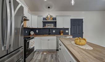 105 Sunburst Cir, Alexandria, IN 46001