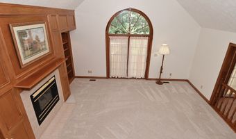 1250 Bur Oak Ct, Avon, IN 46123