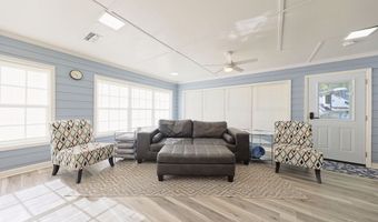 1477 Lake Dr, Bainbridge, GA 39817