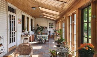151 Kenduskeag Ave, Bangor, ME 04401