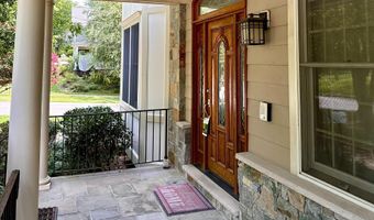 6204 MELVERN Dr, Bethesda, MD 20817