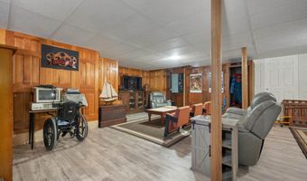 22 Fairway Dr, Ashland, NH 03217