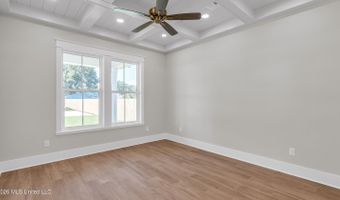 412 Main St, Bay St. Louis, MS 39520