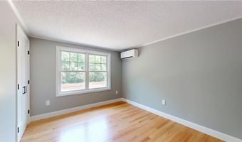 112 Cranberry Ridge Rd, Glocester, RI 02857