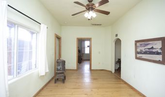 517 E Reinken Ave, Belen, NM 87002