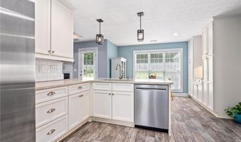 123 COACHMANS Dr, Auburn, AL 36832
