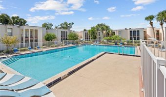 500 ORANGE Dr 10, Altamonte Springs, FL 32701