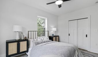2524 41ST St NW 1, Washington, DC 20007