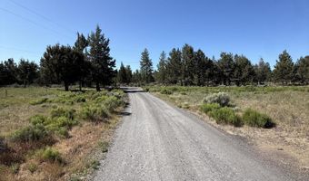 21710 McGilvray Rd, Bend, OR 97702