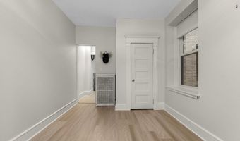 8 Garrison 212, Boston, MA 02116