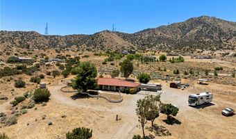 902 Searchlight Ranch Rd, Acton, CA 93510
