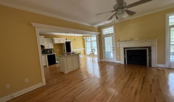 348 Laurelwood Dr, Boiling Springs, SC 29316
