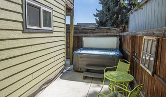 909 NW Delaware Ave, Bend, OR 97703