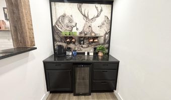 808 12th St, Abernathy, TX 79311