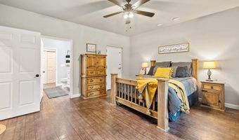 908 Oak Grove Rd, Amity, AR 71921