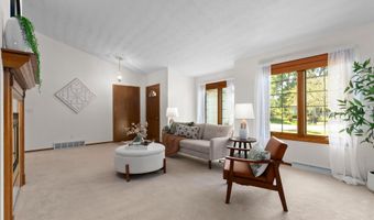 N9188 KERNAN Avenue, Appleton, WI 54915
