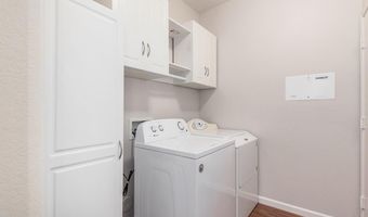 40713 N COURAGE Trl, Anthem, AZ 85086
