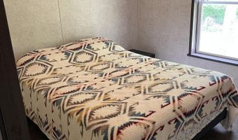 704 38th St, Allegan, MI 49010