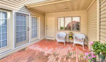 123 Pine Glen Dr, East Greenwich, RI 02818