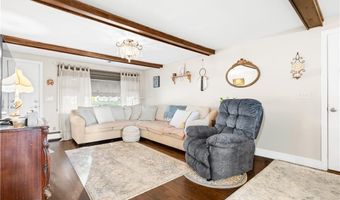 41 Yeoman Ave, Cranston, RI 02920
