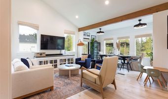 14833 Sunburst Dr, Bigfork, MT 59911