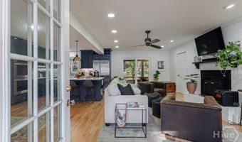 196 Avalon Dr, Athens, GA 30606