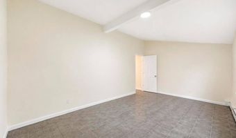 41 Madison Ave, Amityville, NY 11701
