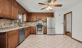 17 Green Hill Rd, Bethany, CT 06524