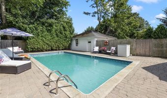 7 Pleasant Vw, Jamestown, RI 02835