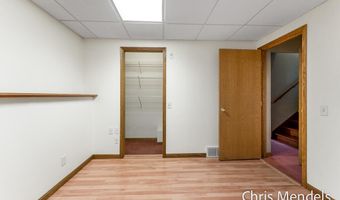 11121 Timberline Dr, Allendale, MI 49401