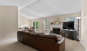 1708 Stoney Terrace Dr, Ballwin, MO 63021