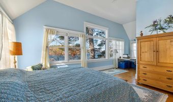 255 Pikes Point Rd, Bristol, NH 03222