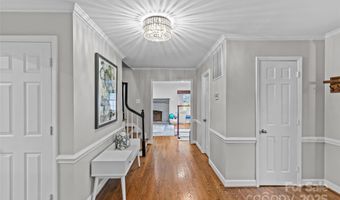 2418 Ainsdale Rd, Charlotte, NC 28226