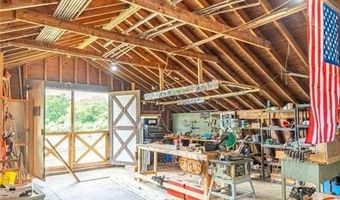 460 Hammet Rd, Coventry, RI 02816