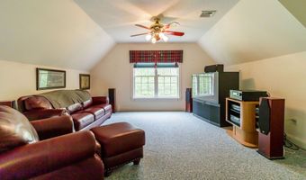 19 Cider Mill Rd, Burlington, CT 06013
