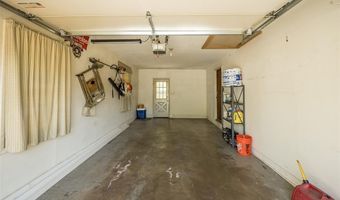 2390 Glenn Dr, Arnold, MO 63010