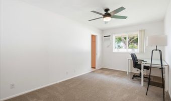77 Kealohilani St, Kahului, HI 96732