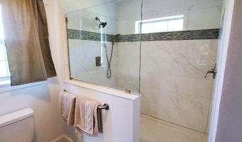 21 Pioneer Way, Aurora, ME 04408