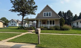 631 W Walnut St, Albion, NE 68620
