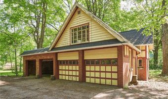 74 Maplewood Ave, Akron, OH 44313