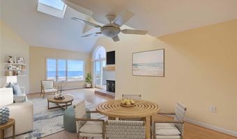 204 BELLEVUE Ct 204, Narragansett, RI 02882
