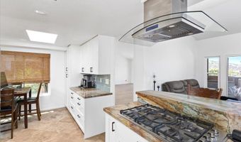 878 Rivertree Dr, Oceanside, CA 92058