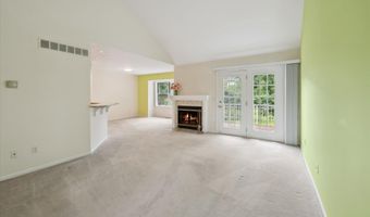 4274 Hillside Dr, Ann Arbor, MI 48105