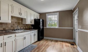 1371 Exchange St, Alden, NY 14004