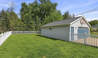 1420 N OWAISSA St, Appleton, WI 54911