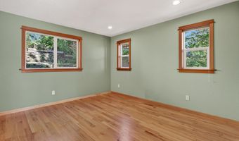 307 Hillcrest St, Ashland, OR 97520