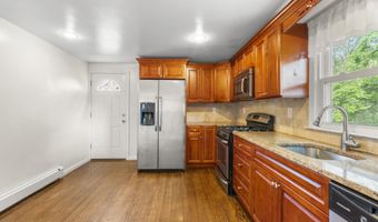 130 Ashton St, Bridgeport, CT 06606